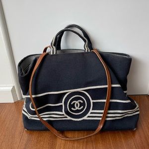 CHANEL navy tote